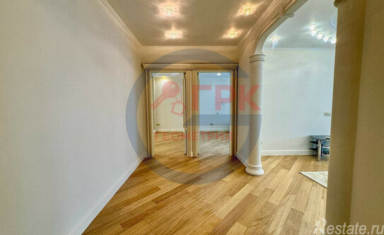 Продажа 3-комн квартиры на вторичном рынке ул Кашёнкин Луг,  д. 8,  к. 3