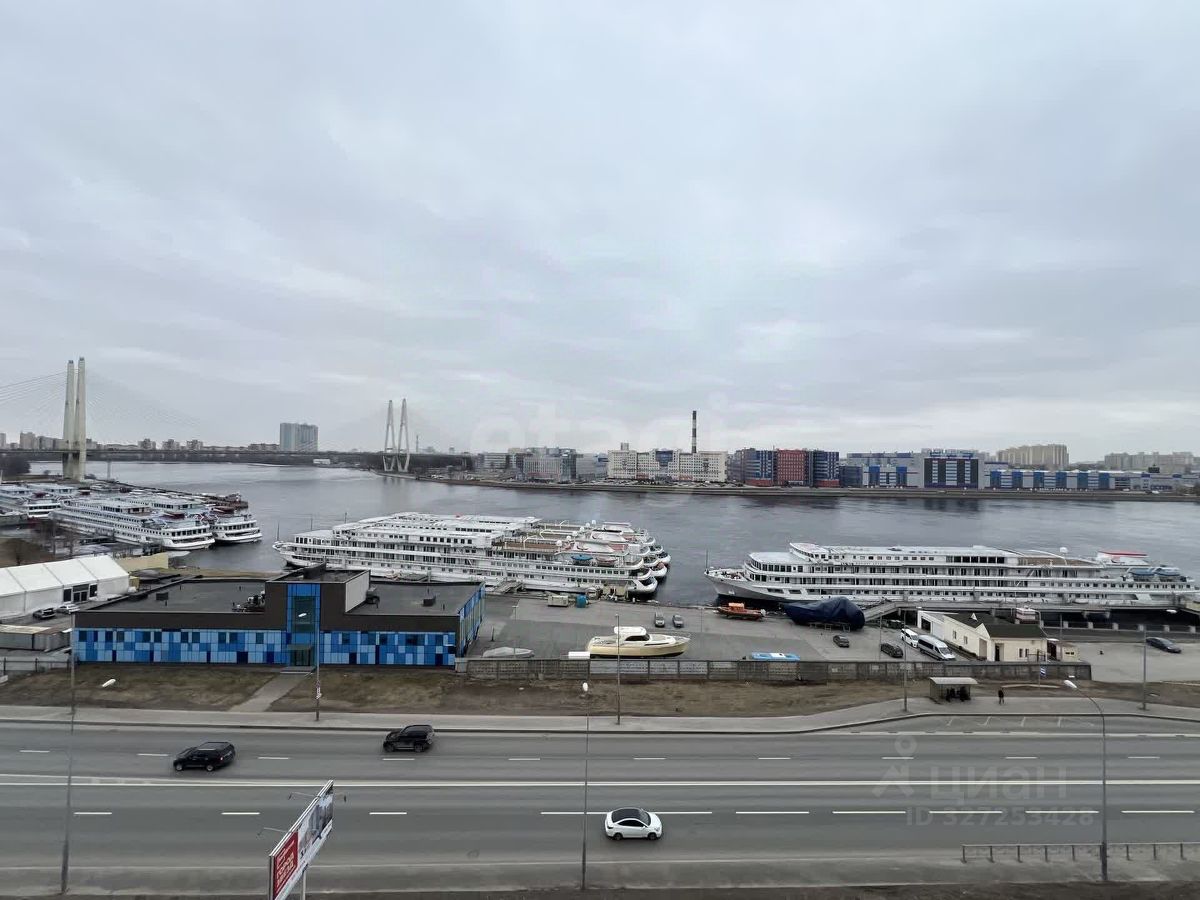 Продажа 2-комн квартиры на вторичном рынке Октябрьская набережная, 122к1
