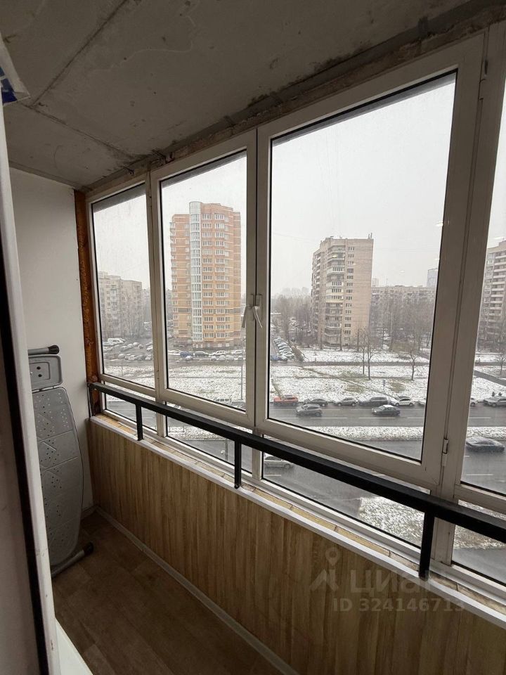 Продажа студии улица Орджоникидзе, 52