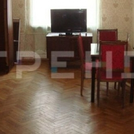 Продажа 2-комн квартиры на вторичном рынке Нарвский пр-кт,  д. 8