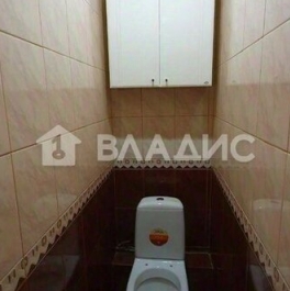 Продажа 2-комн квартиры на вторичном рынке Есенинский б-р,  д. 1/26