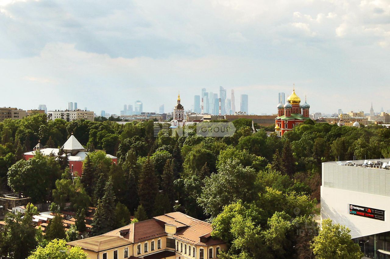 Продажа 5-комн квартиры на вторичном рынке улица Серпуховский Вал, 21к4