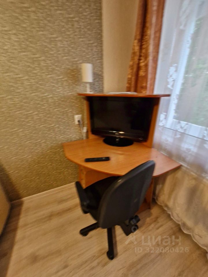 Аренда 1-комн квартиры на вторичном рынке Петергофское шоссе, 15к2