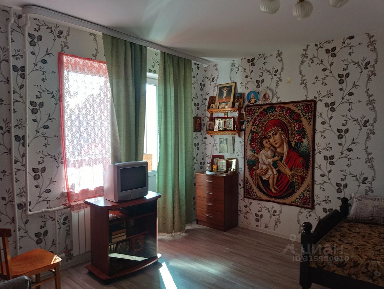 Продажа 1-комн квартиры на вторичном рынке пос. Запорожское, улица Советская, 29А