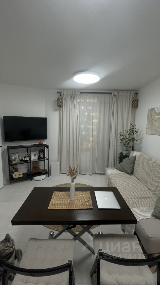 Продажа 1-комн квартиры на вторичном рынке Мурино, улица Шоссе в Лаврики, 57к3