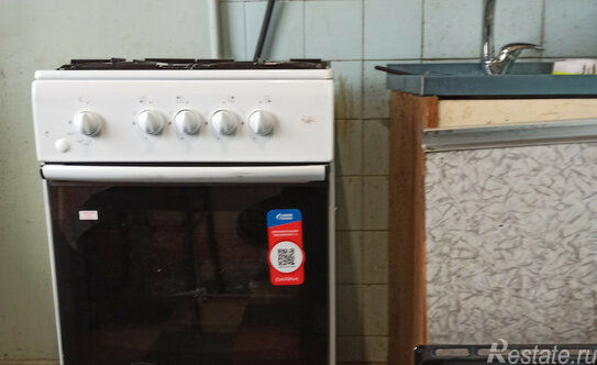 Продажа 2-комн квартиры на вторичном рынке Будапештская улица,  д. 5 к2