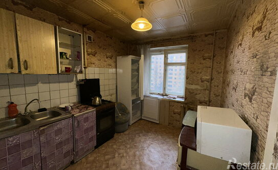 Продажа 4-комн квартиры на вторичном рынке район Большая Волга, улица Попова,  д. 14