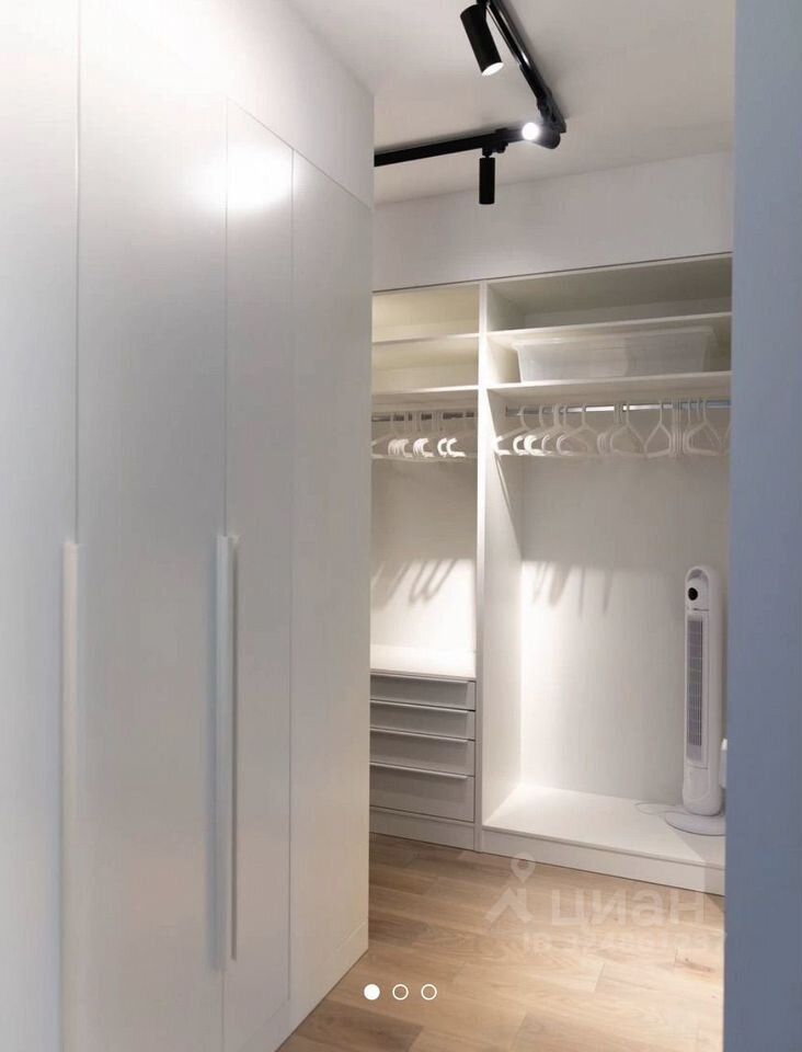 Продажа 2-комн квартиры на вторичном рынке улица Дыбенко, 7/1