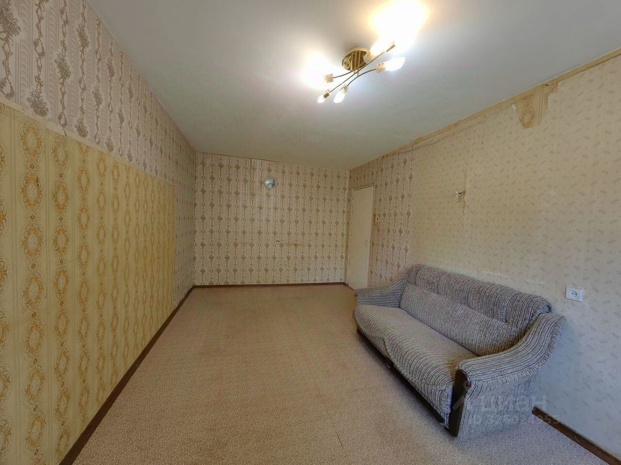 Продажа 3-комн квартиры на вторичном рынке Новая Ладога, улица Старый канал, 24