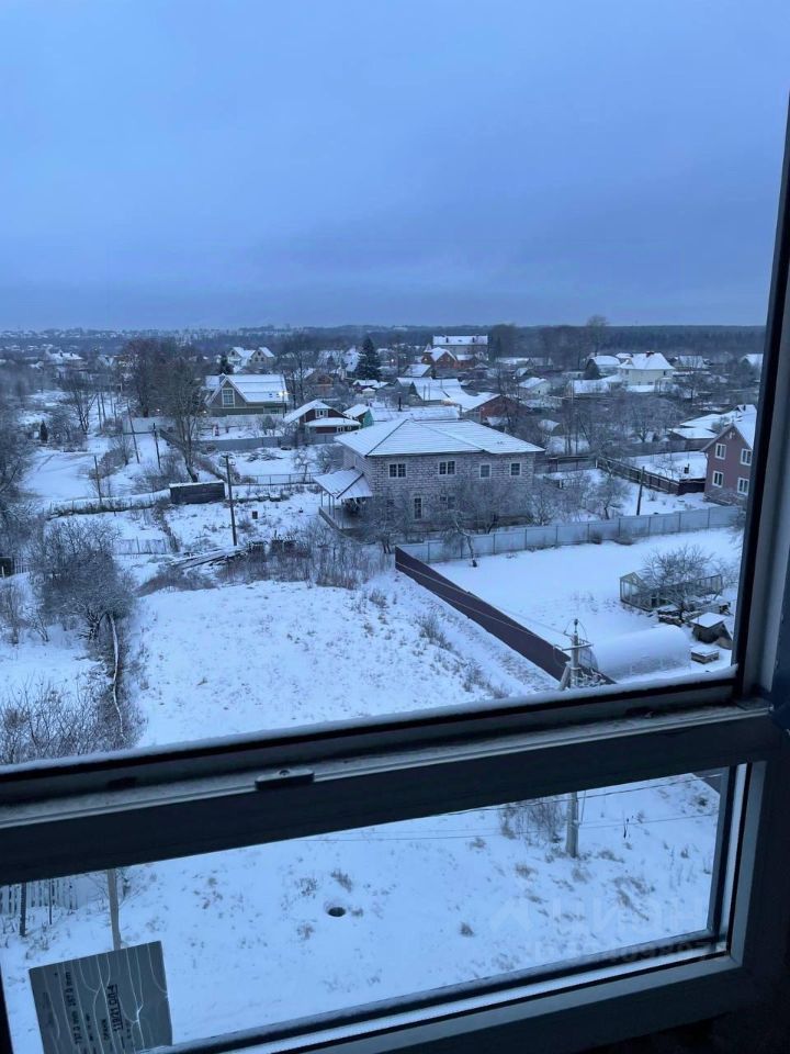 Продажа студии пос. Романовка, 33