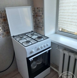 Продажа 3-комн квартиры на вторичном рынке Сланцы г., Баранова ул. ,  д. 4,  к. 1