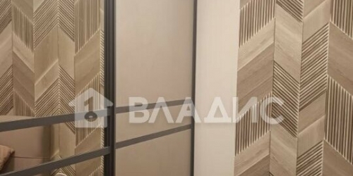 3-комн квартира улица Авиаторов,  д. 20