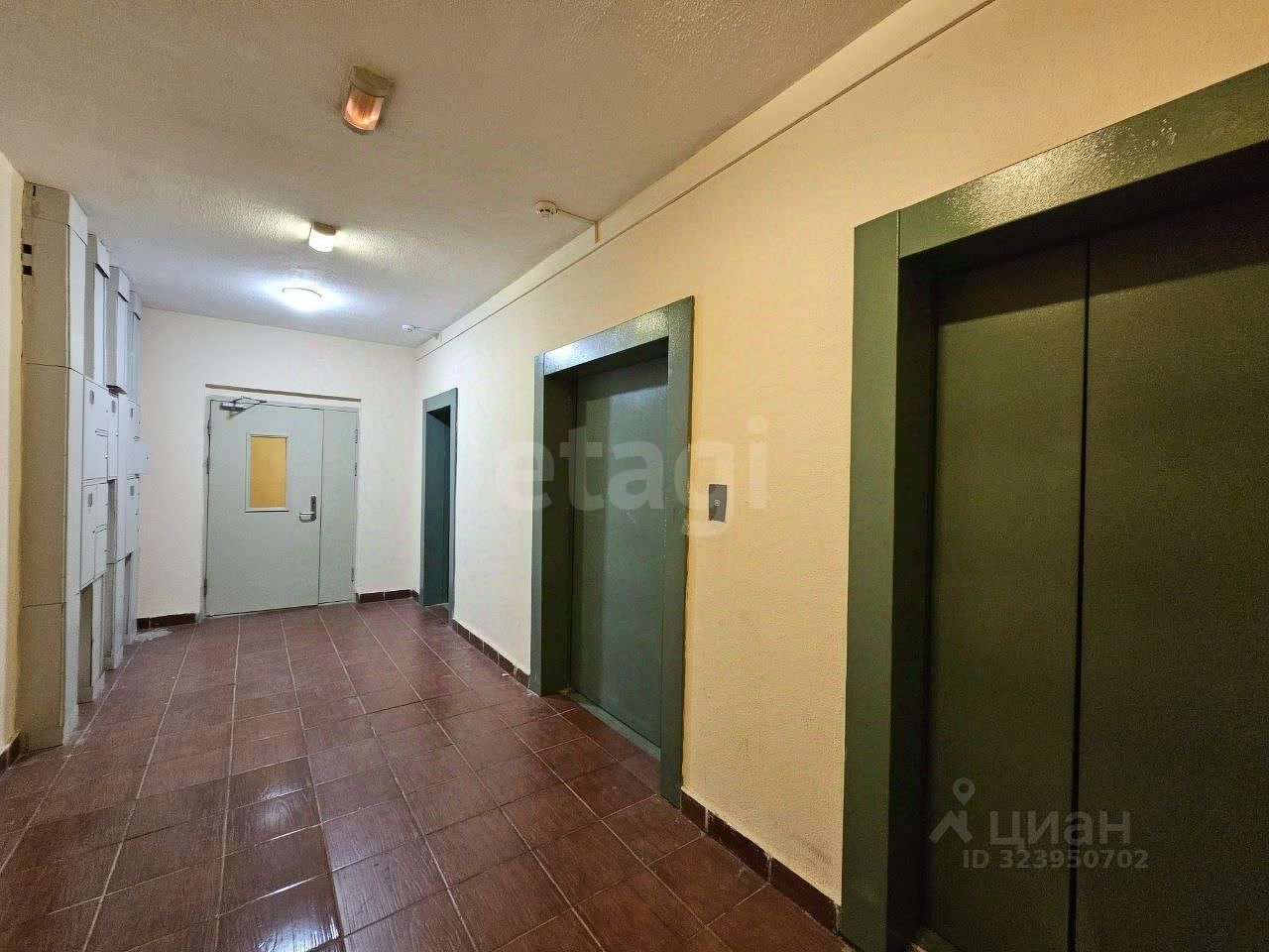 Продажа 3-комн квартиры на вторичном рынке улица Молодцова, 29к2