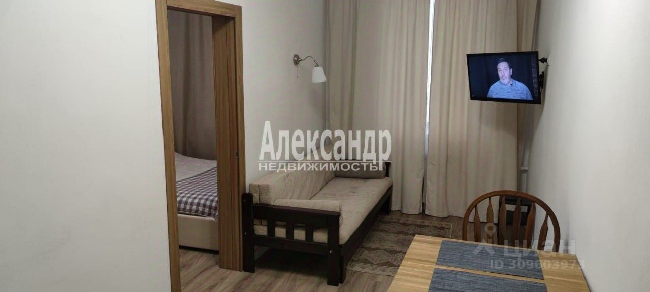 Продажа 3-комн квартиры на вторичном рынке 1-я Советская улица, 12