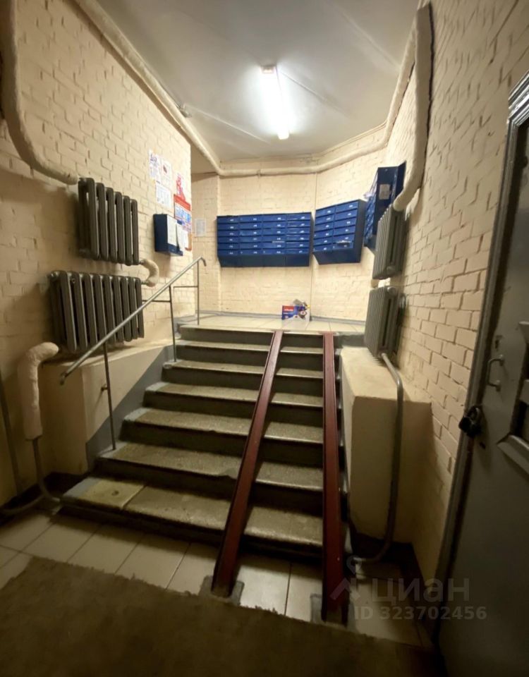 Продажа 2-комн квартиры на вторичном рынке Люсиновская улица, 48-50к10