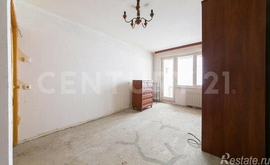 Продажа 1-комн квартиры на вторичном рынке Бухарестская ул,  д. 156 к1