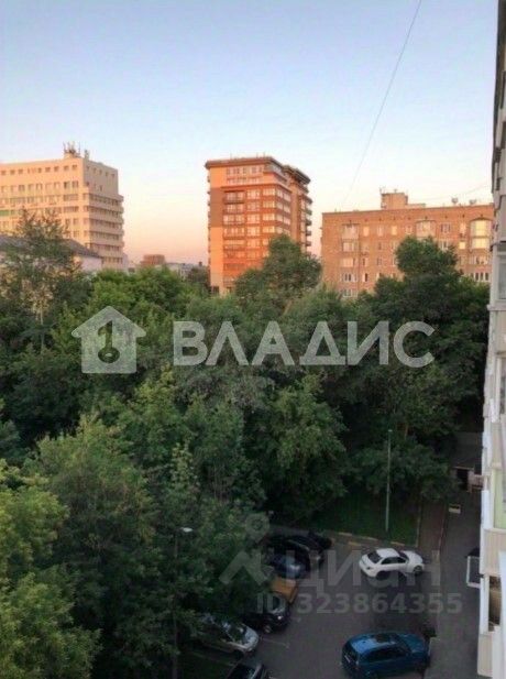 Продажа 2-комн квартиры на вторичном рынке Новодевичий проезд, 4