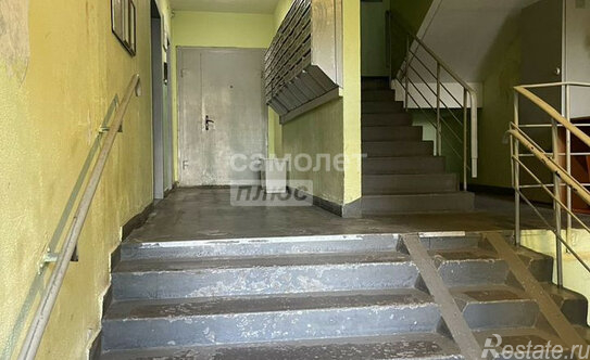 Продажа 2-комн квартиры на вторичном рынке ул Адмирала Лазарева,  д. 22