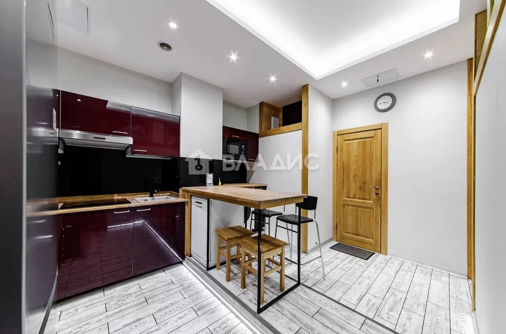 4-комн квартира ул. Ремесленная,  д. 21