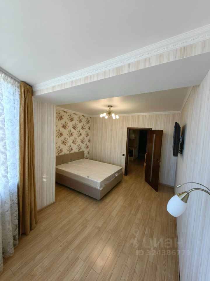 Продажа 2-комн квартиры на вторичном рынке Одинцово, Садовая улица,  д. 24