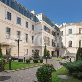 Продажа 2-комн квартиры на вторичном рынке Кутузова наб,  д. 26