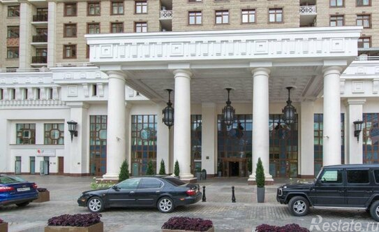 Продажа 4-комн квартиры на вторичном рынке Чапаевский переулок,  д. 3