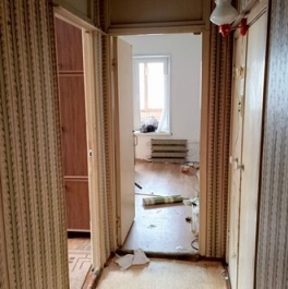 Продажа 3-комн квартиры на вторичном рынке Крестовский 2-й пер,  д. 12