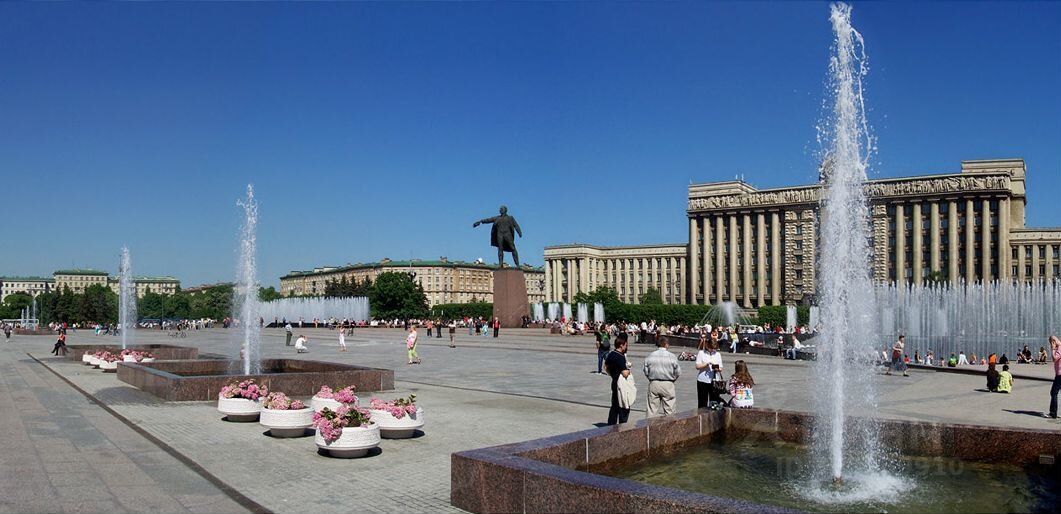 Продажа 3-комн квартиры на вторичном рынке улица Типанова, 5