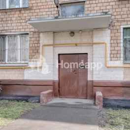 Продажа 1-комн квартиры на вторичном рынке ул Холмогорская,  д. 3