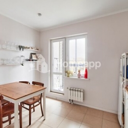 Продажа 1-комн квартиры на вторичном рынке улица Михайлова,  д. 30А к1