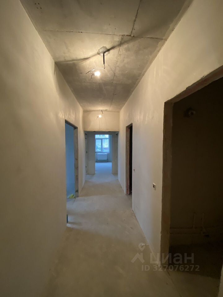 Продажа 3-комн квартиры на вторичном рынке д. Пикколово, улица Петровская, 18к1