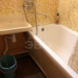 Продажа 1-комн квартиры на вторичном рынке улица Солдата Корзуна,  д. 42