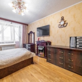 Продажа 3-комн квартиры на вторичном рынке улица Тамбасова,  д. 30 к2