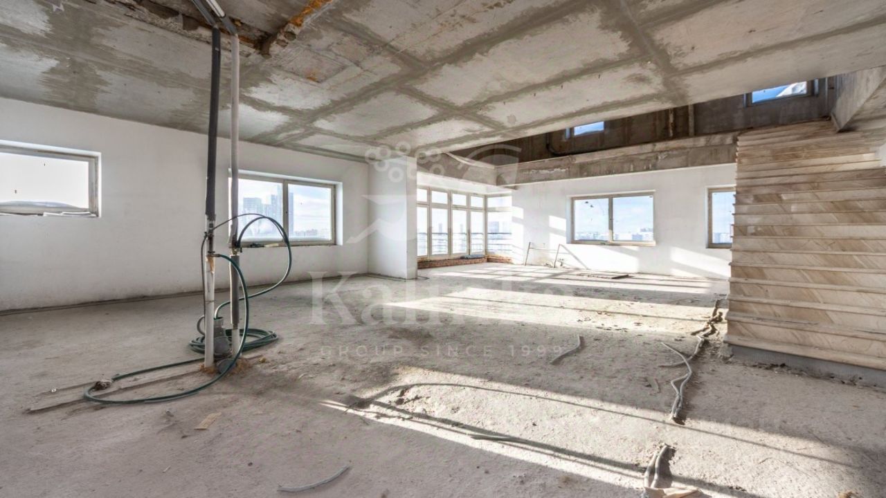 Продажа 6-комн квартиры на вторичном рынке Рублевское шоссе, 26К4