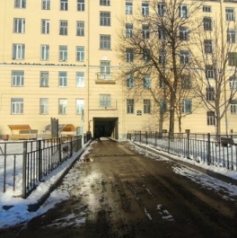 Продажа 2-комн квартиры на вторичном рынке Курляндская ул,  д. 25