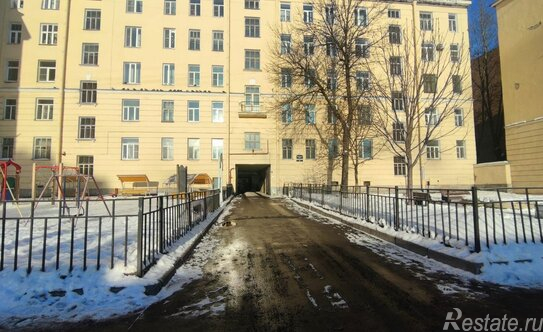 Продажа 2-комн квартиры на вторичном рынке Курляндская ул,  д. 25