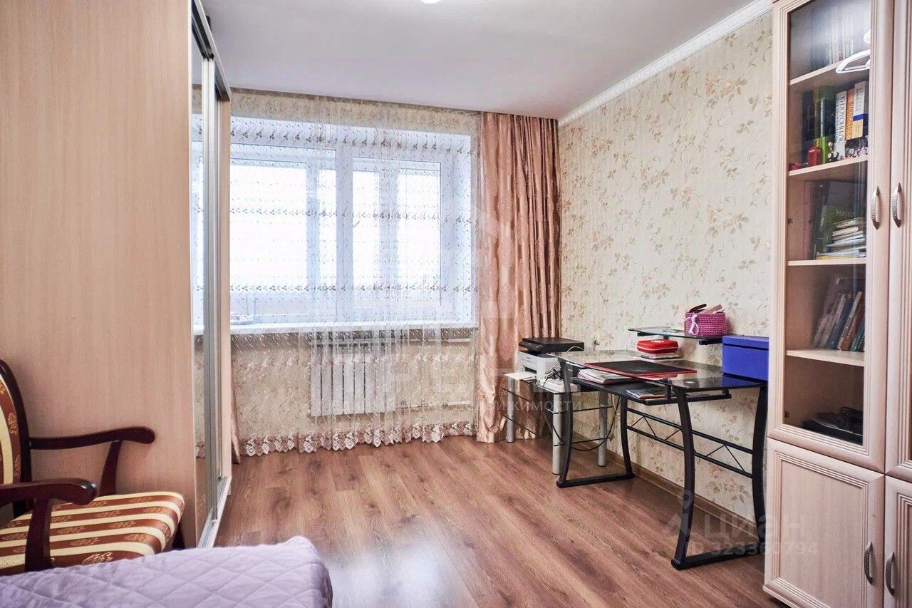 Продажа 5-комн квартиры на вторичном рынке улица Академика Константинова, 8к2