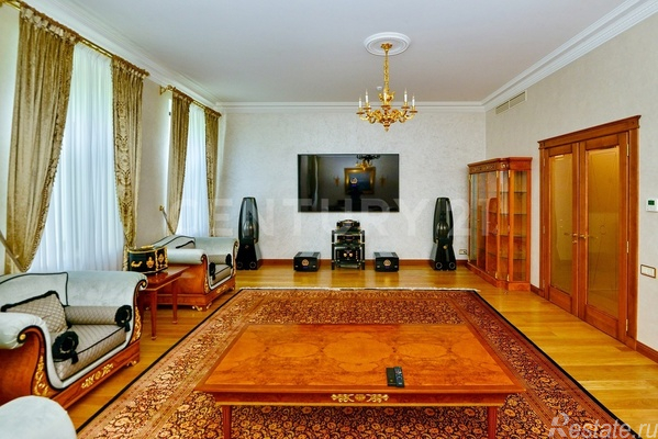 Продажа 2-комн квартиры на вторичном рынке Малый Каковинский пер,  д. 6