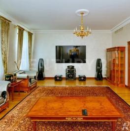 Продажа 2-комн квартиры на вторичном рынке Малый Каковинский пер,  д. 6