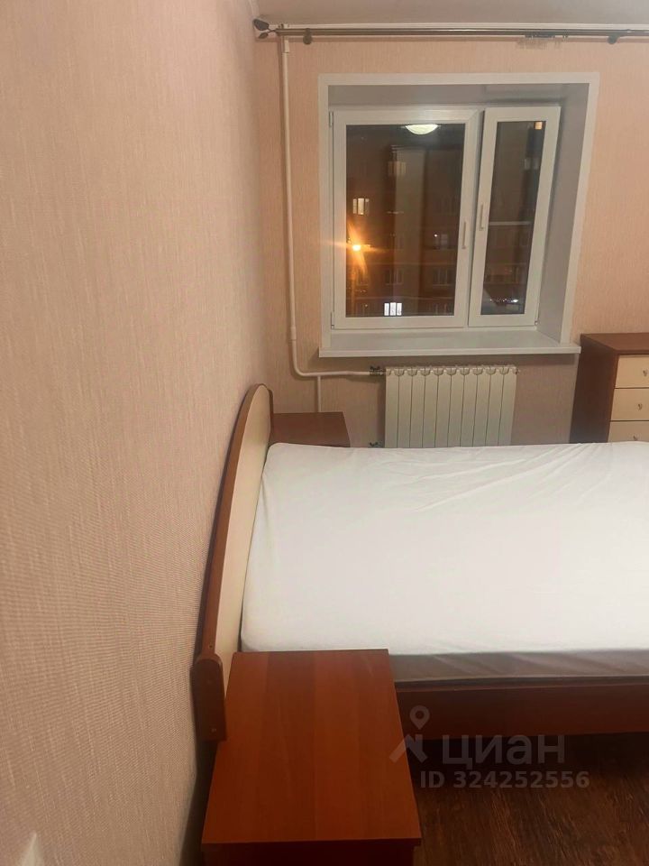 Аренда 2-комн квартиры на вторичном рынке Нахабино пгт, улица Красноармейская, 44к1