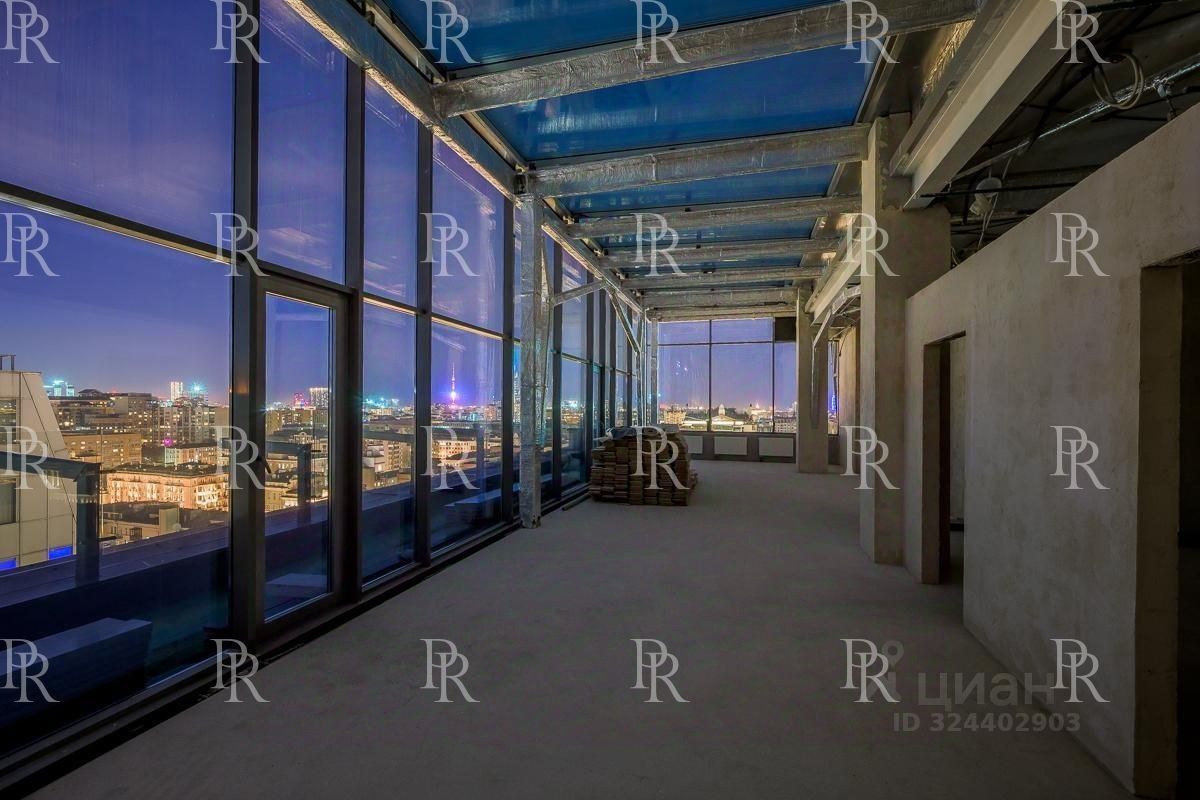 Продажа 4-комн квартиры на вторичном рынке 2-я Брестская улица, 6