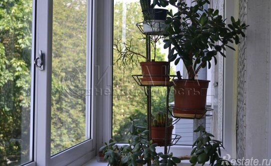 Продажа 2-комн квартиры на вторичном рынке Луга г, Кингисеппа ул,  д. 4