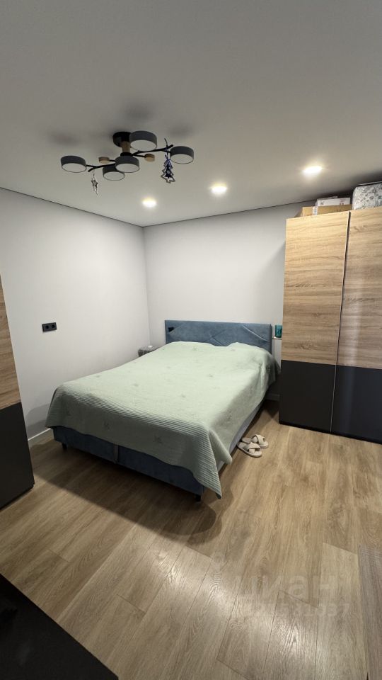 Продажа 1-комн квартиры на вторичном рынке Заповедная улица, 10