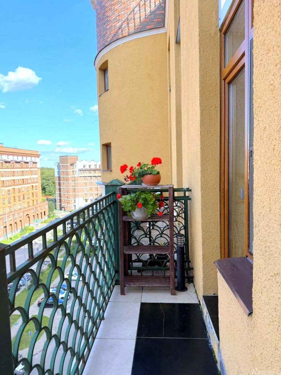 Продажа 3-комн квартиры на вторичном рынке пгт. Сабурово, Парковая улица,  д. 9