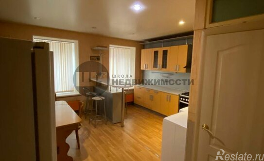 Продажа 4-комн квартиры на вторичном рынке Загородный пр-кт,  д. 21-23