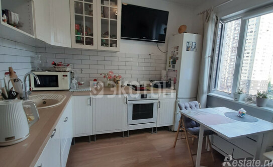 Продажа 1-комн квартиры на вторичном рынке Кузнецова пр-кт,  д. 11,  к. 3