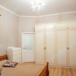 Продажа 3-комн квартиры на вторичном рынке Зверинская улица,  д. 42