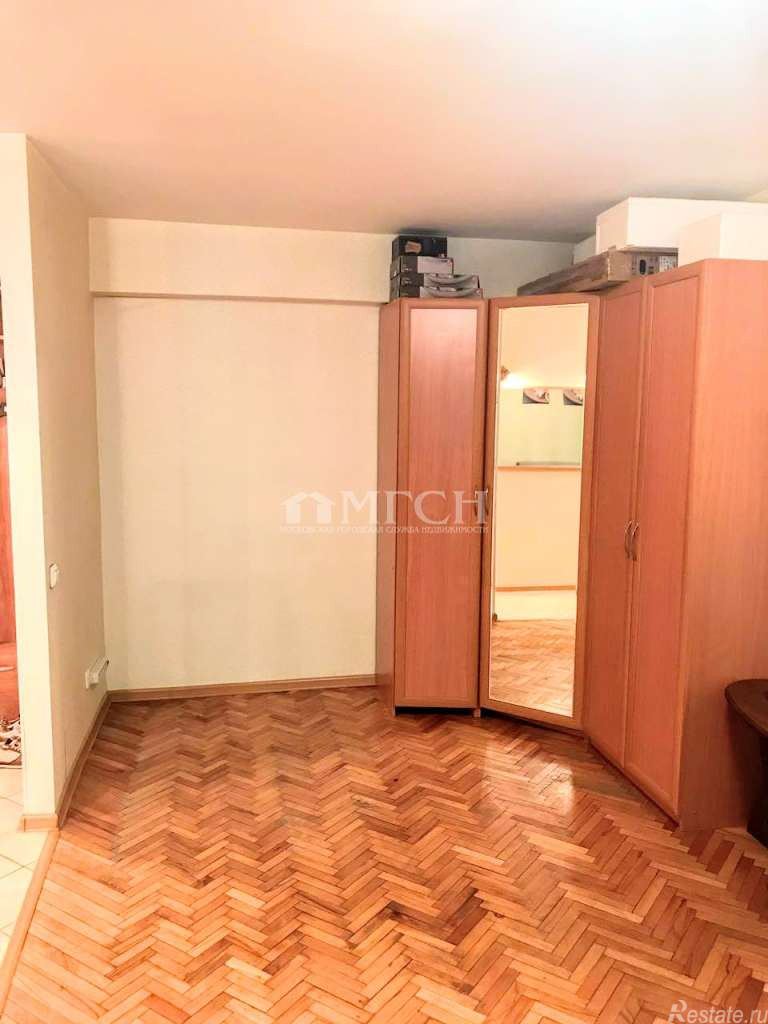 Продажа 1-комн квартиры на вторичном рынке Знаменская улица, 53