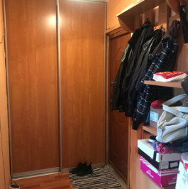 Продажа 1-комн квартиры на вторичном рынке Поэтический б-р,  д. 19