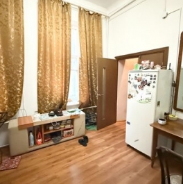 Продажа 6-комн квартиры на вторичном рынке Галерная улица,  д. 67